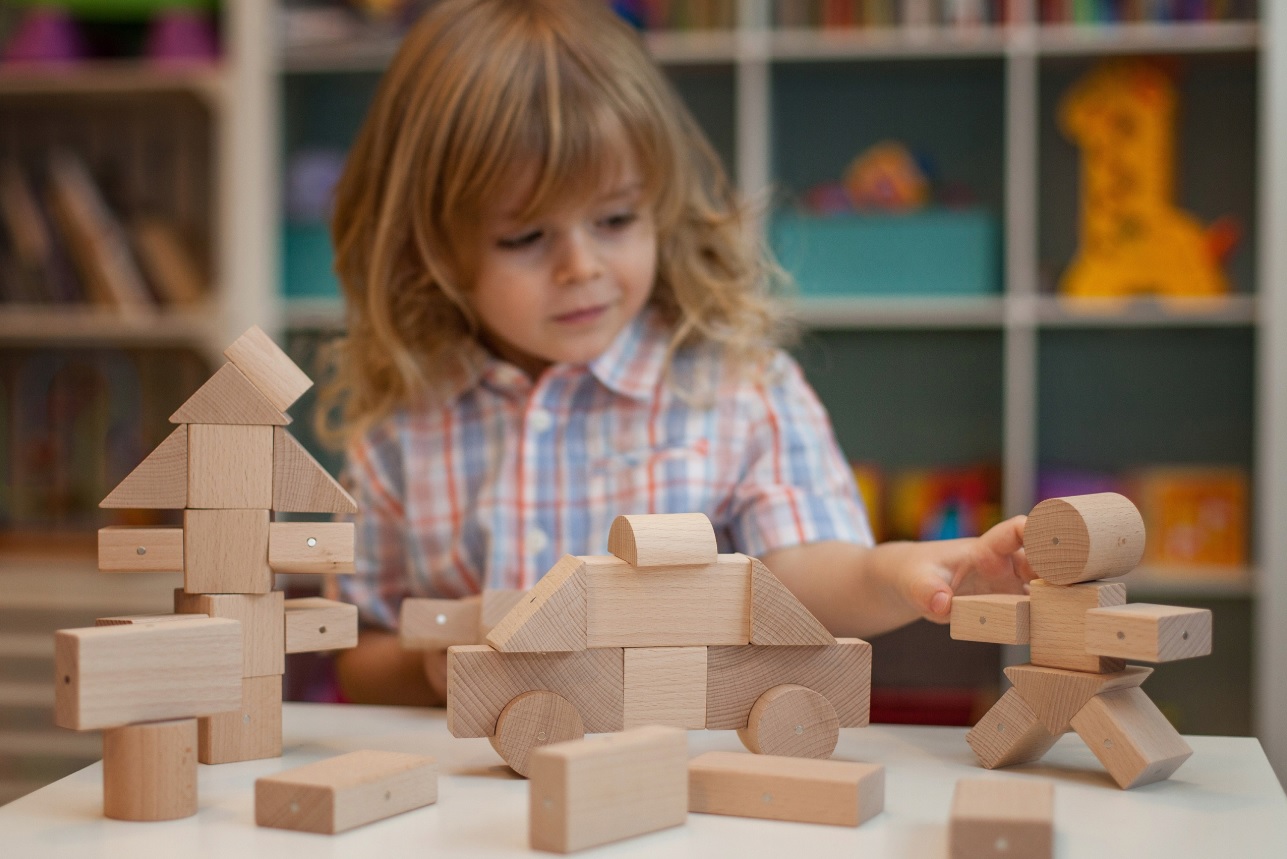 Magnetická dřevěná stavebnice - KOOGLO MEGA - přírodní - 100 ks - Obrázek 9