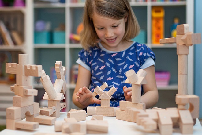 Magnetická dřevěná stavebnice - KOOGLO MINI - přírodní - 30 ks - Obrázek 10