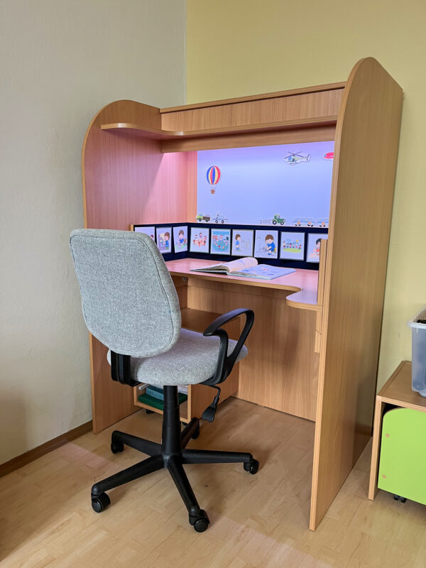 Klidový učební box - základ.varianta, bez potisku, kontejneru a světla,javor,buk,bílá,šedá - Image 3