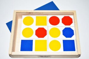 Domino barevné tvary