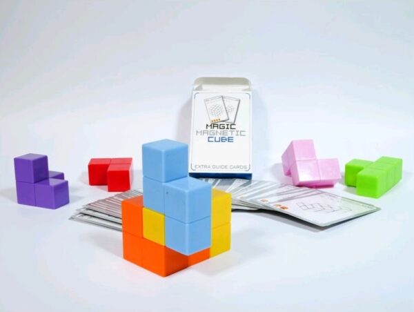 MAGIC MAGNETIC CUBE Standard