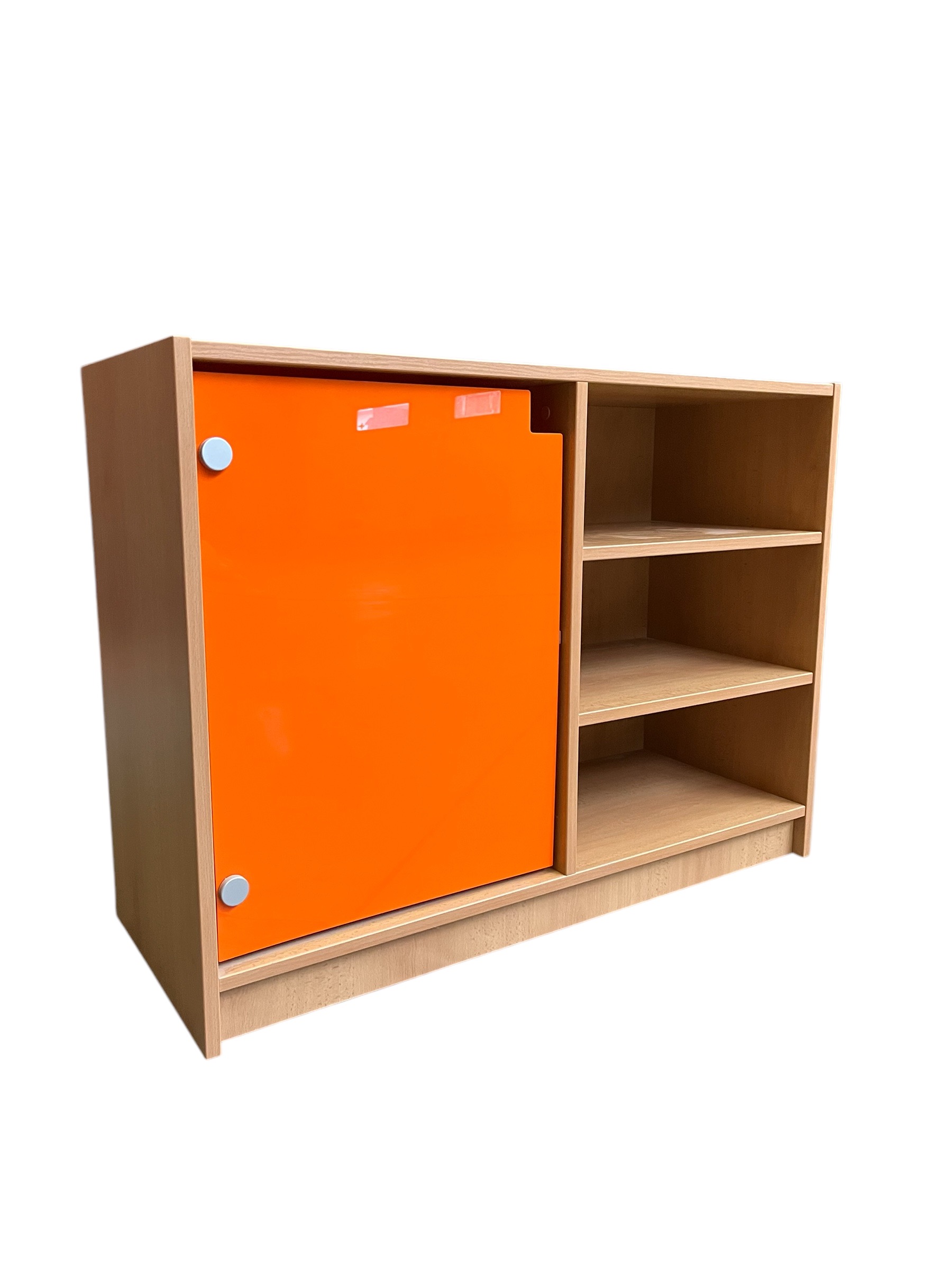 Policová skříň s plastovými dvířky