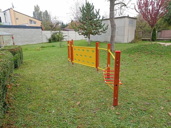 Balanční dráha lezecká stěna s otvory dřevěná - Obrázek 7